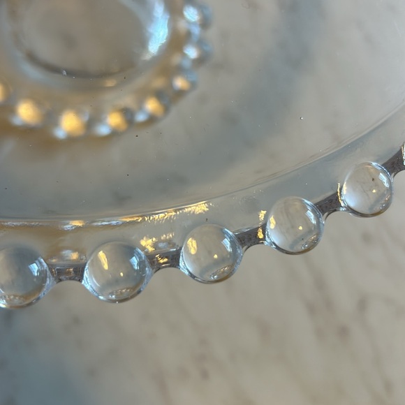 Clear glass bubble cake stand - Picture 3 of 3